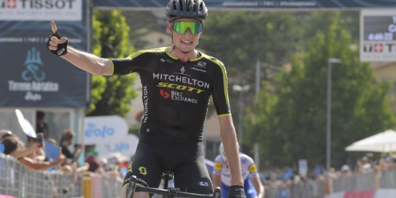Lucas Hamilton (Mitchelton – Scott) vincitore della quarta tappa della Tirreno-Adriatico