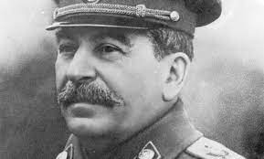 Intervista a Iosif Stalin (Iosif Vissarionovič Džugašvili)